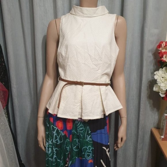 FOREVER21 US/UK-S AU 8-10 White Sleeveless Blouse w/ Brown Belt Zipped Back - Picture 2 of 14